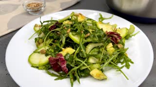 Впервые приготовила такой кабачковый салат "Сыроежка": сочный,вкусный, необычный по своему составу!